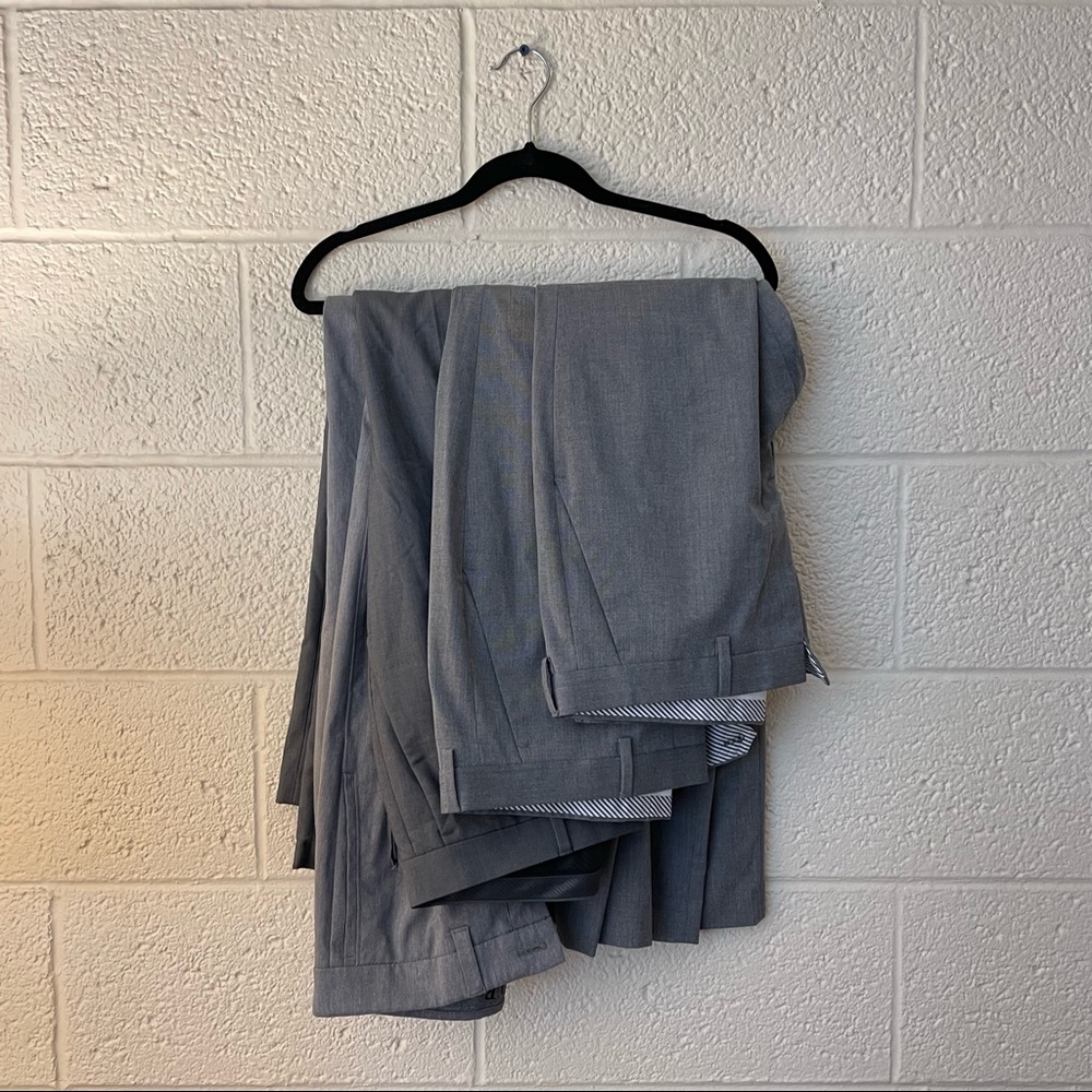 Mens gray dress pants - great condition! 4 pair: Haggar, Kenneth Cole, Express